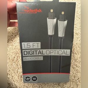 NIB 1.5ft Digital Optical Audio Cable